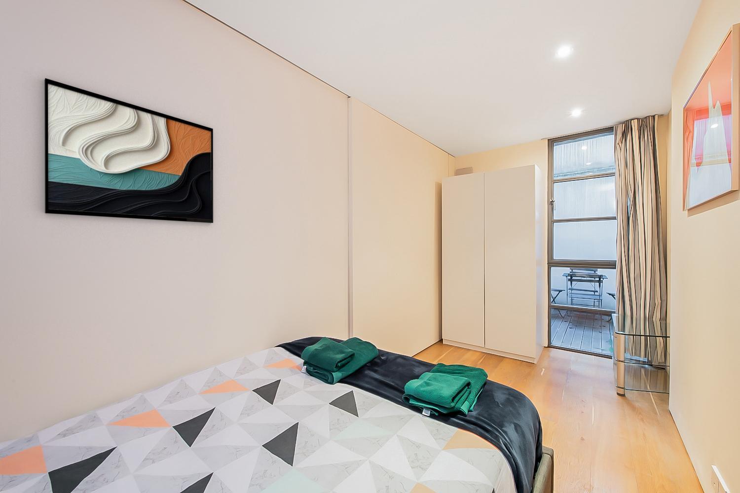 Pollen Street, Three-Bedroom Flat London Exterior photo
